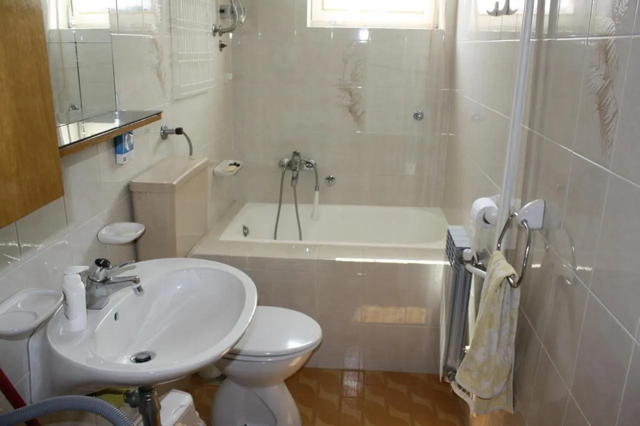 Apartments Antica Malinska Guest house